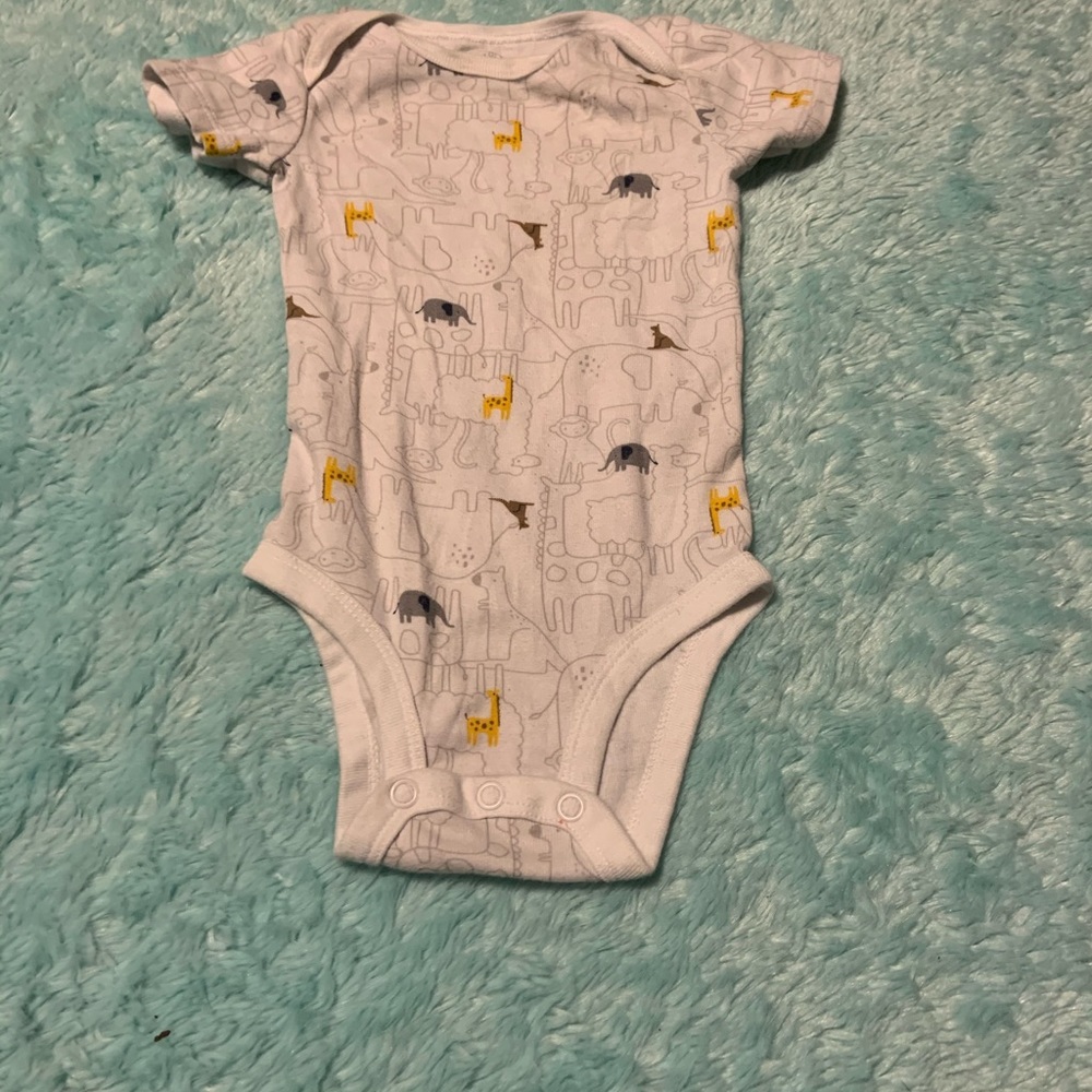 Boys shirts 6 months (5 items)